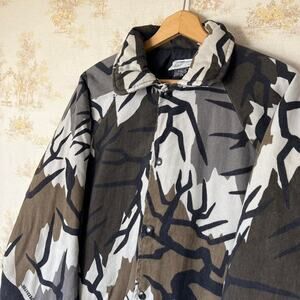 90s Predator Camo Insulated Bomber Jacket Size XL